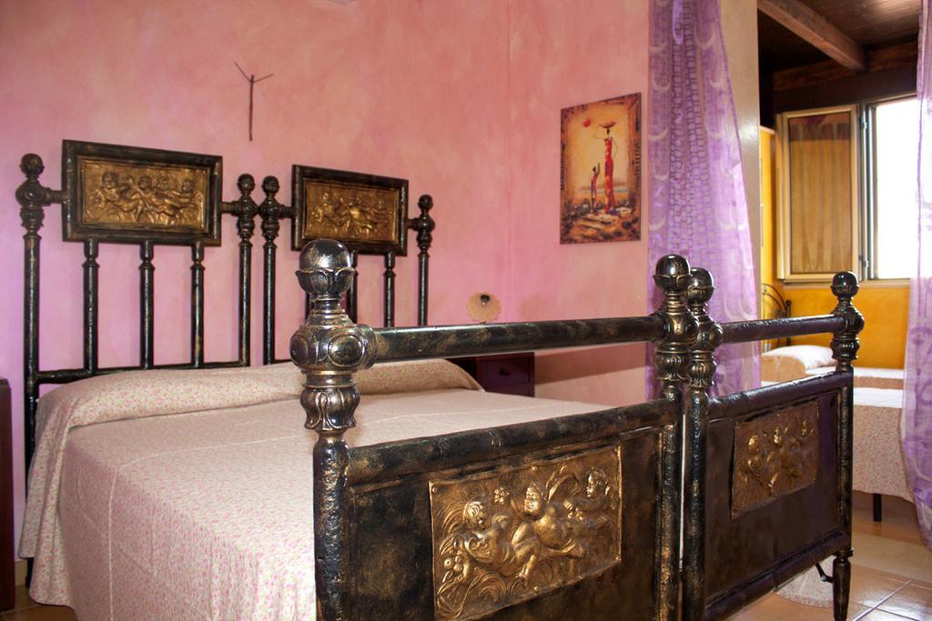 Lido Marini Apartments Room photo